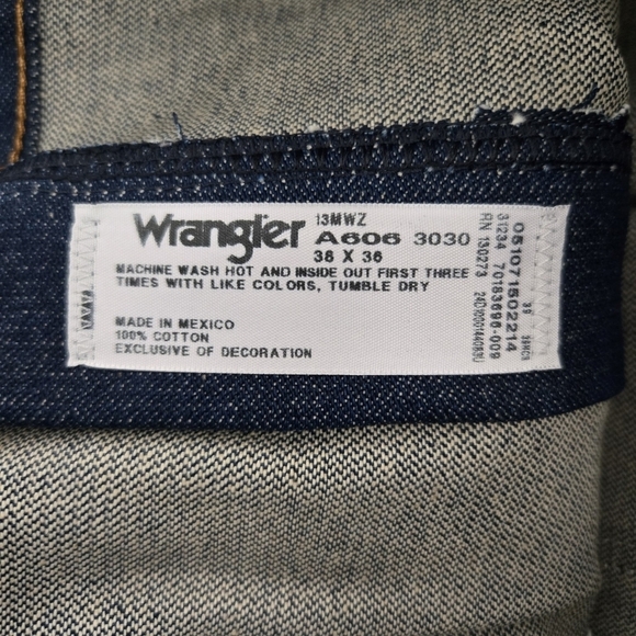 Wrangler Original Pro Rodeo Competition Jean. Original Fit. Size 38x36. New. - Picture 5 of 6